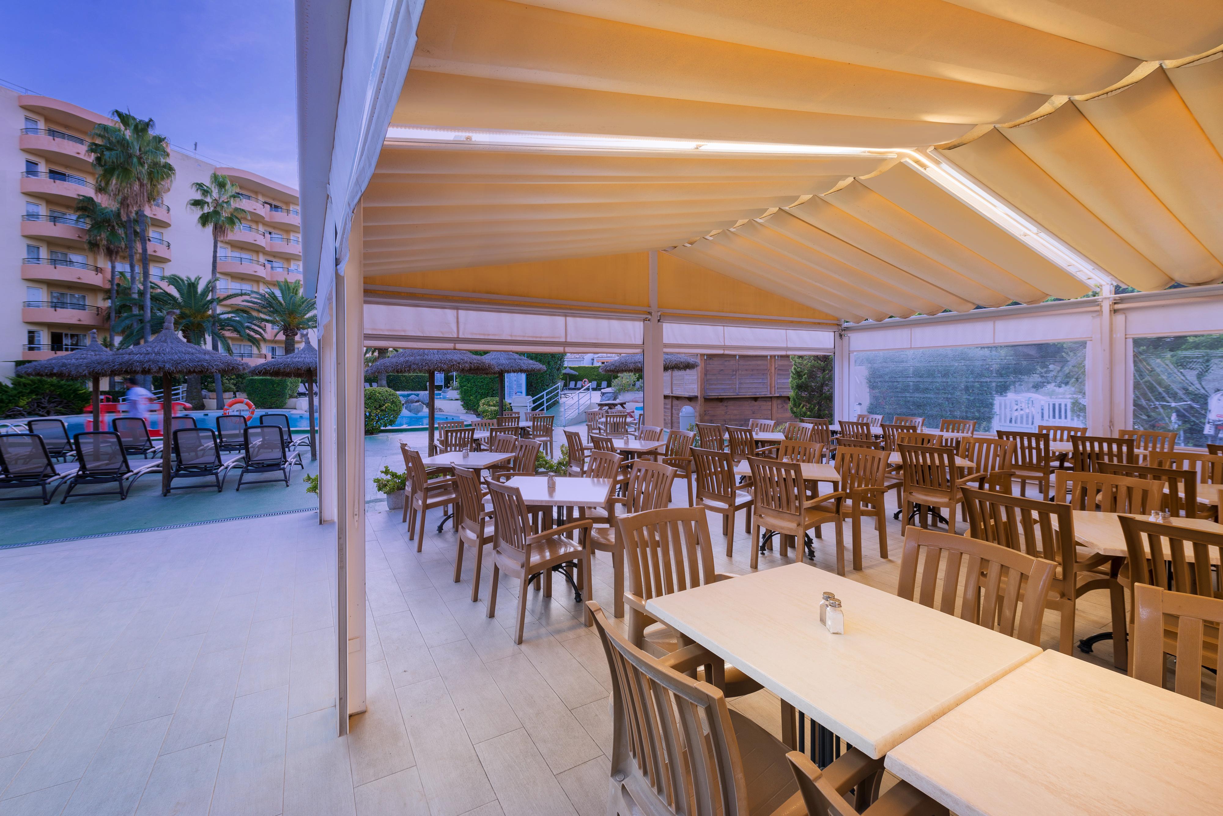 פורט ד'אלקודיה Alcudia Beach Apartments מראה חיצוני תמונה