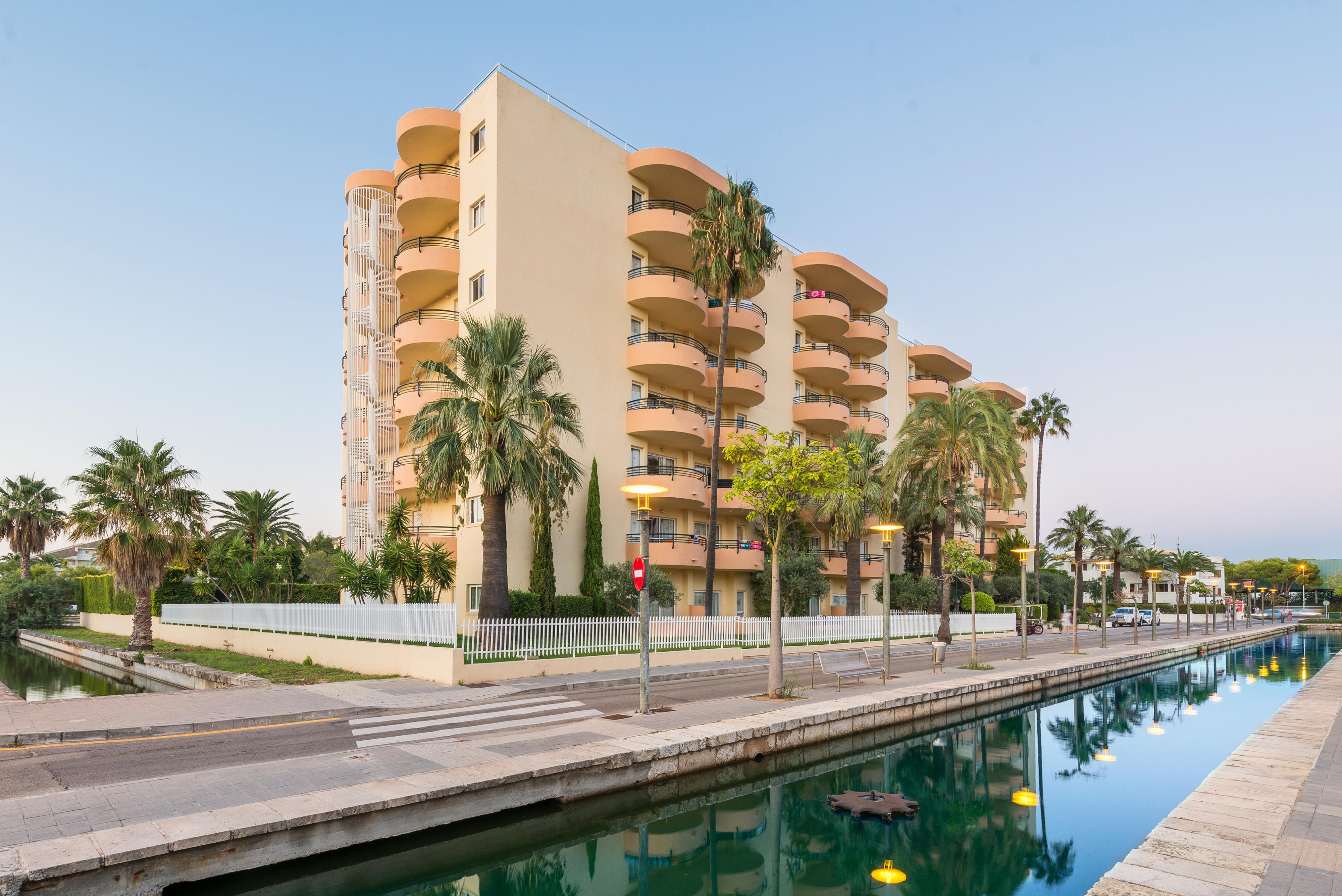 פורט ד'אלקודיה Alcudia Beach Apartments מראה חיצוני תמונה