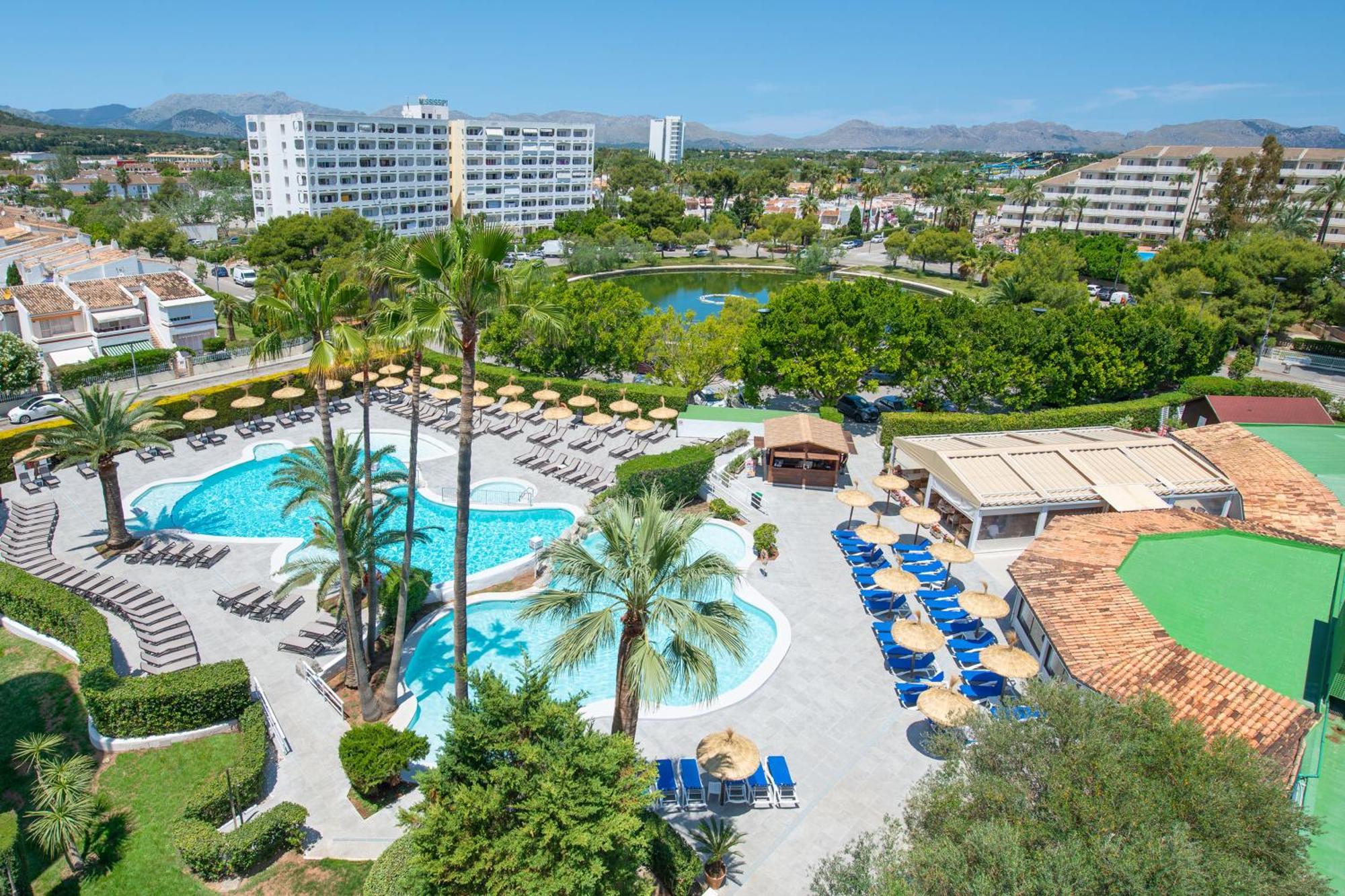 פורט ד'אלקודיה Alcudia Beach Apartments מראה חיצוני תמונה