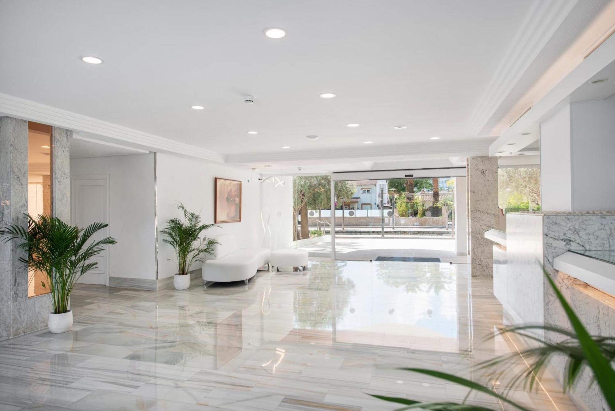 פורט ד'אלקודיה Alcudia Beach Apartments מראה חיצוני תמונה