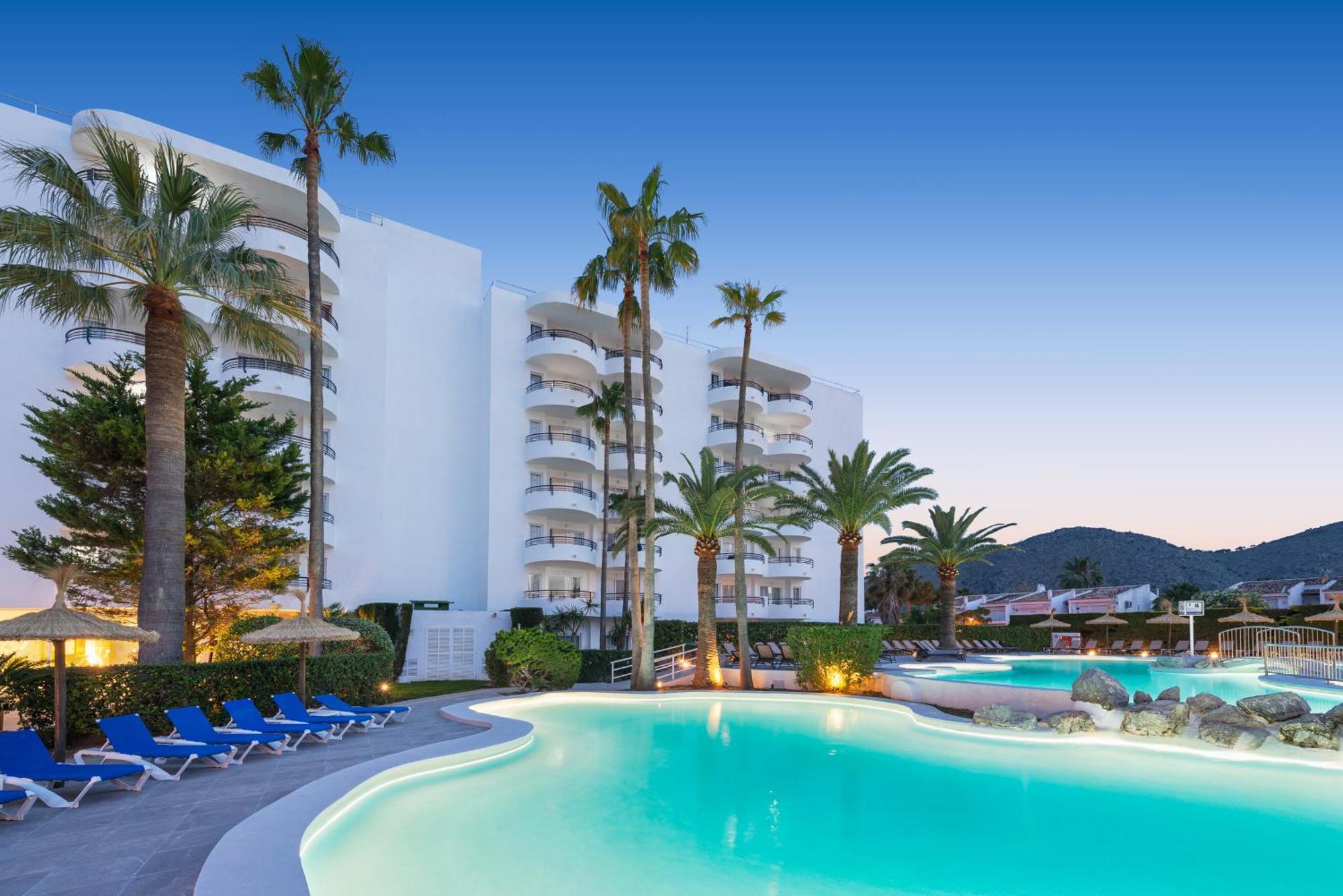 פורט ד'אלקודיה Alcudia Beach Apartments מראה חיצוני תמונה