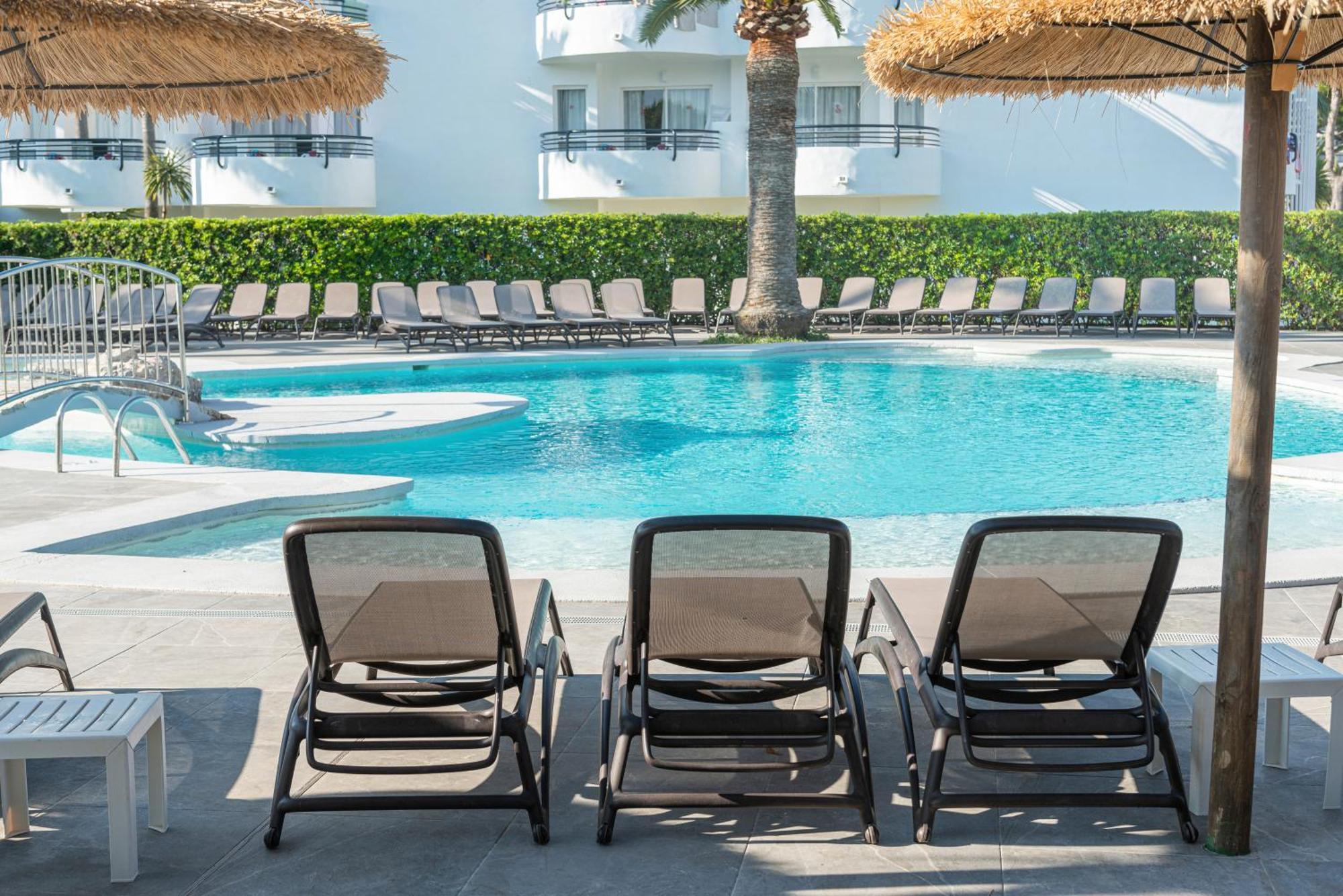 פורט ד'אלקודיה Alcudia Beach Apartments מראה חיצוני תמונה