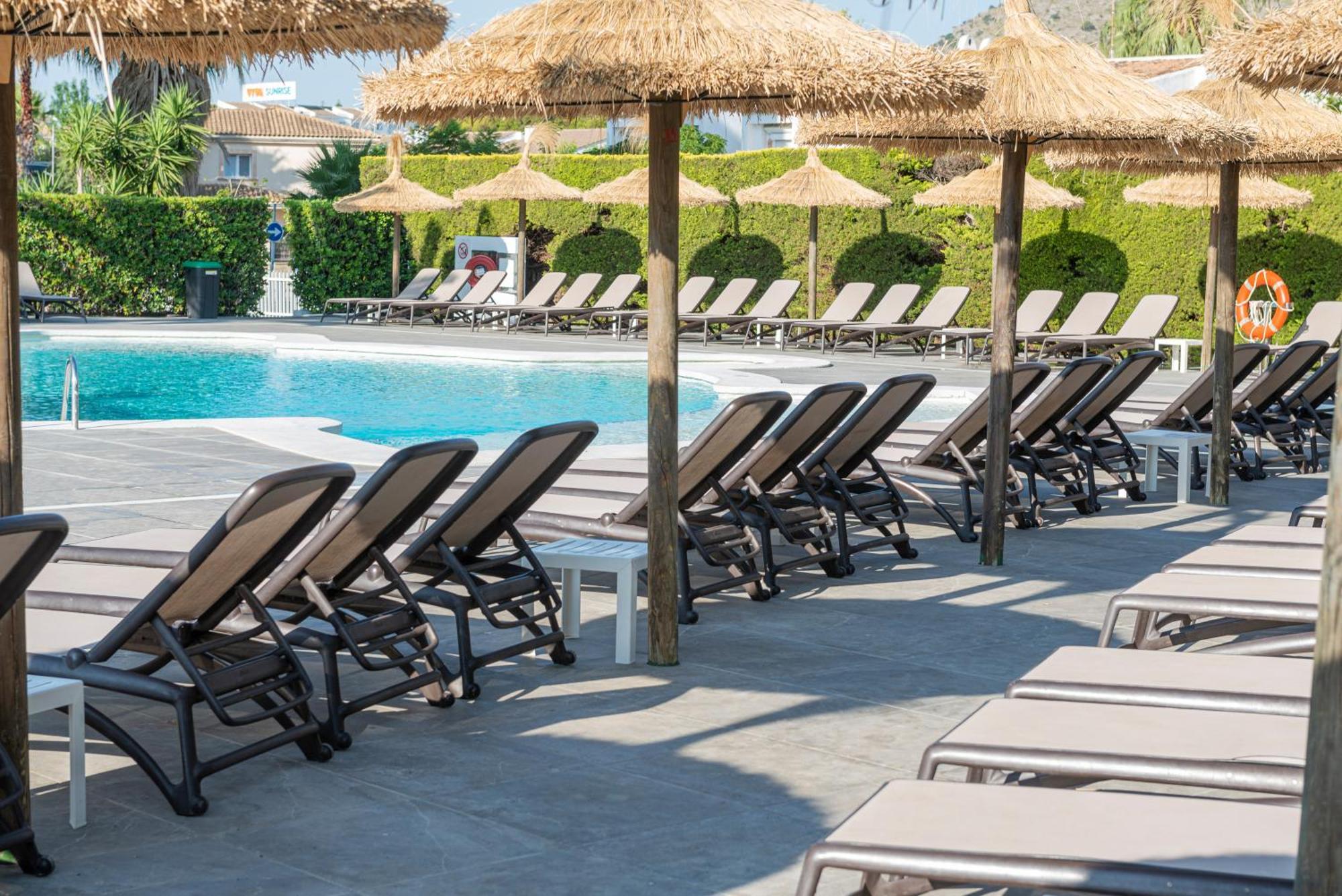 פורט ד'אלקודיה Alcudia Beach Apartments מראה חיצוני תמונה